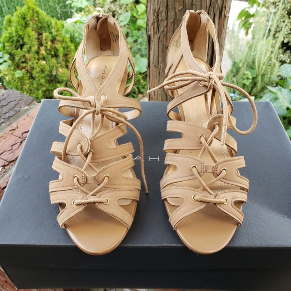 Tahari Tan Leather Heel Shoes - Picture 2 of 7